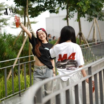 Tạo dáng chụp ảnh 2 người nữ-Cùng vui đùa tự nhiên